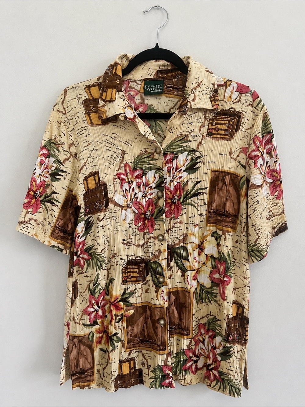💐 Country Classics Suitcase Button Up